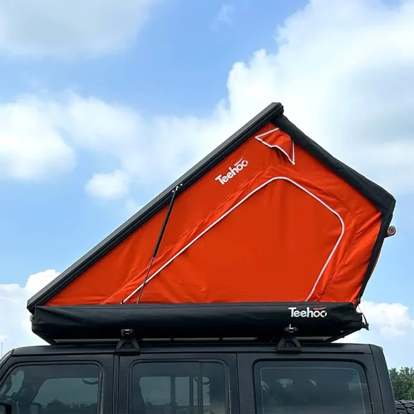 Flipped Aluminum Clamshell Roof Top Tent 1